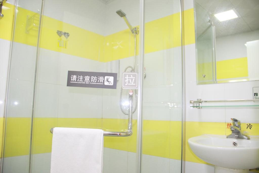 7Days Inn Foshan Zumiao Baihua Plaza Dış mekan fotoğraf